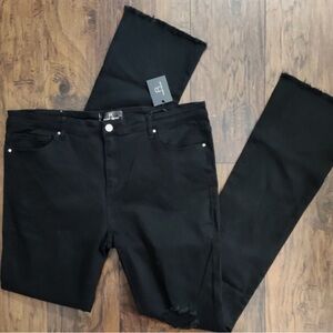 Pure Reign black distress Jen’s size 32